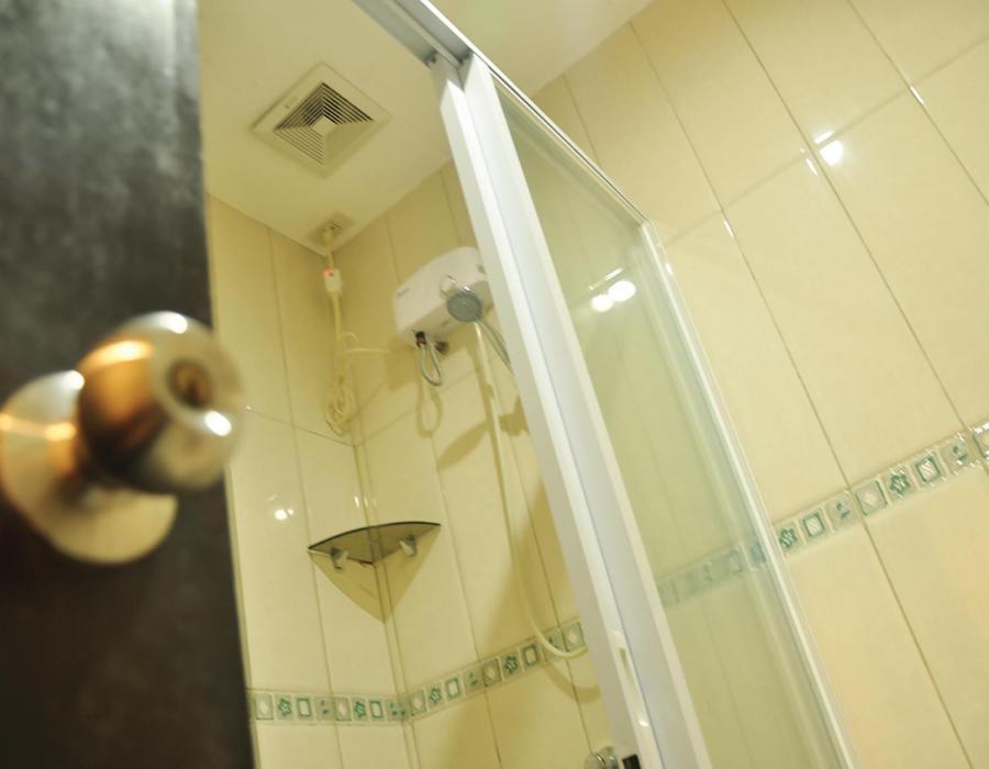 A Hotel Baguio Baguio City Екстер'єр фото