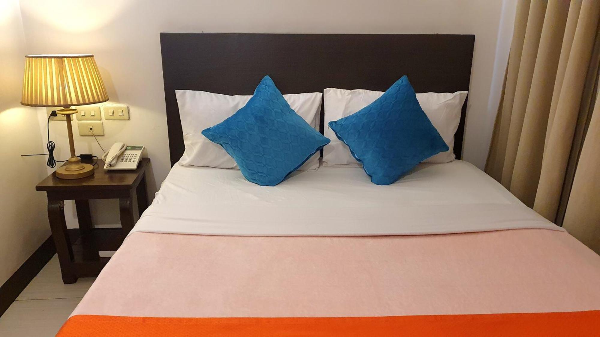 A Hotel Baguio Baguio City Екстер'єр фото